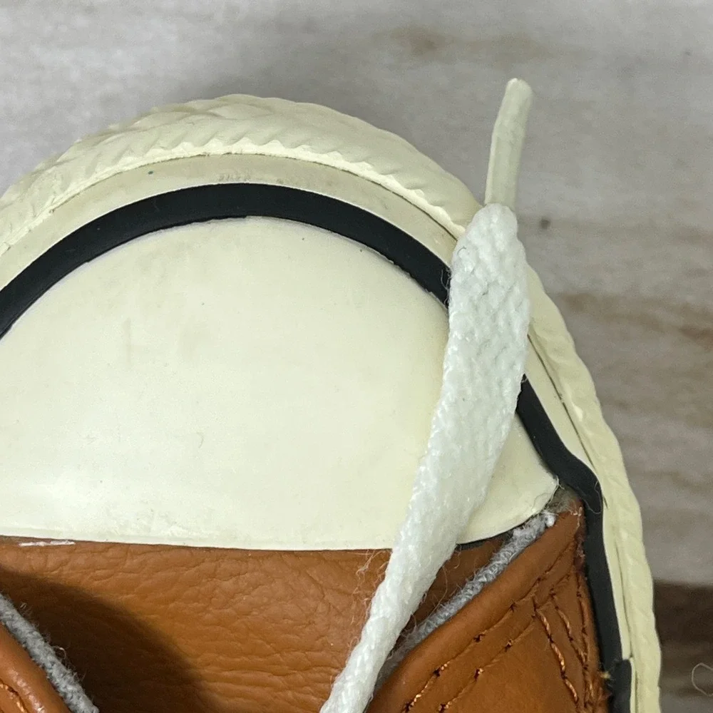 Converse Chuck Taylor All Star High Top Kids Leather Sneakers Brown 11C